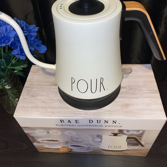Rae Dunn Toaster and Kettle set - Picture 11 of 12